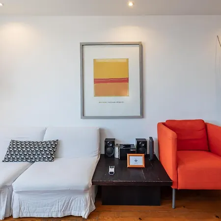 Lovely & Cozy With Amazing View & Location Apartmán