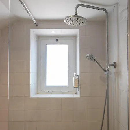 Apartmán Lovely & Cozy With Amazing View & Location *